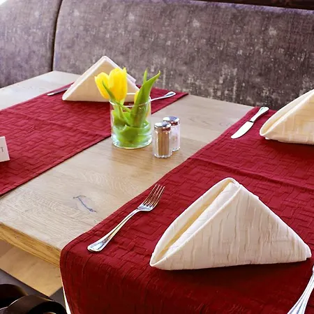 阿德尔酒店 酒店 3*