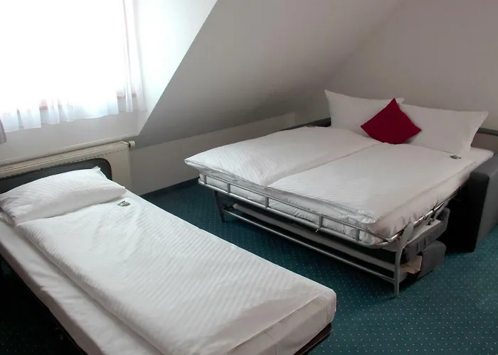 阿德尔酒店 酒店